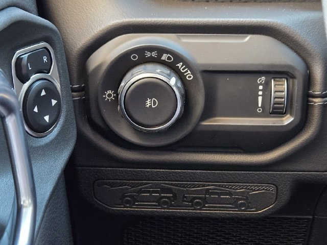 New 2027 Jeep Wrangler Unlimited Rubicon AWD/4WD image 19
