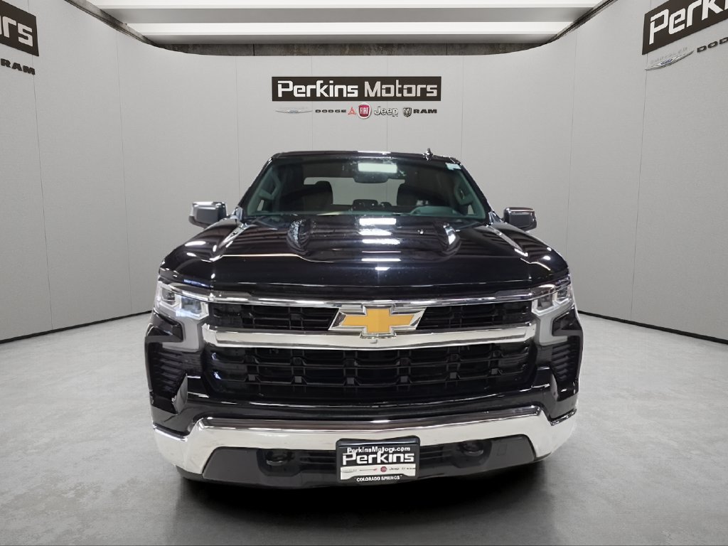 Used 2025 Chevrolet Silverado 1500 LT AWD/4WD image 9