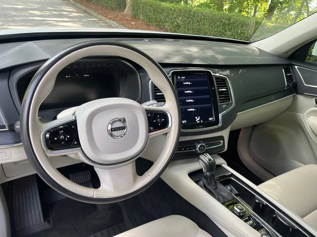 Used 2020 Volvo XC90 T5 Momentum w/ Protection Package Premier FWD image 6