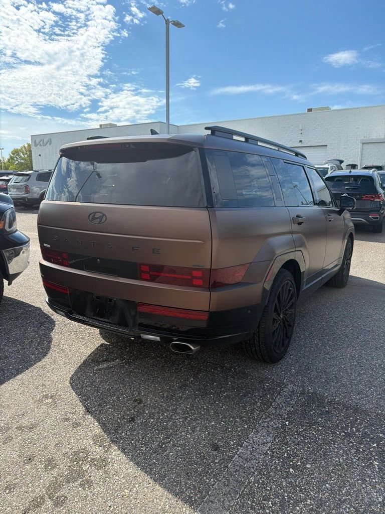 Used 2025 Hyundai Santa Fe Calligraphy AWD/4WD image 18