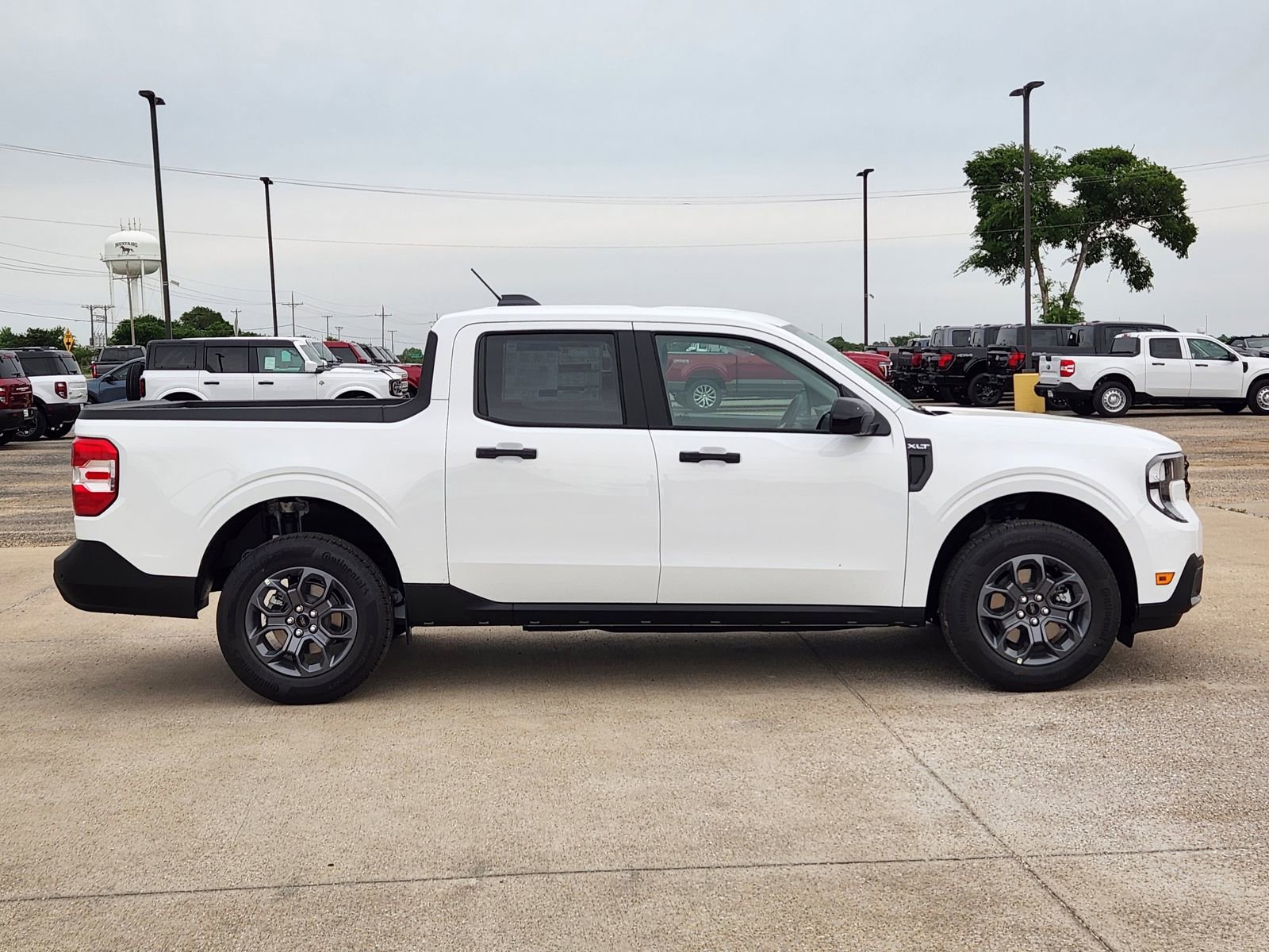New 2026 Ford Maverick XLT FWD image 7