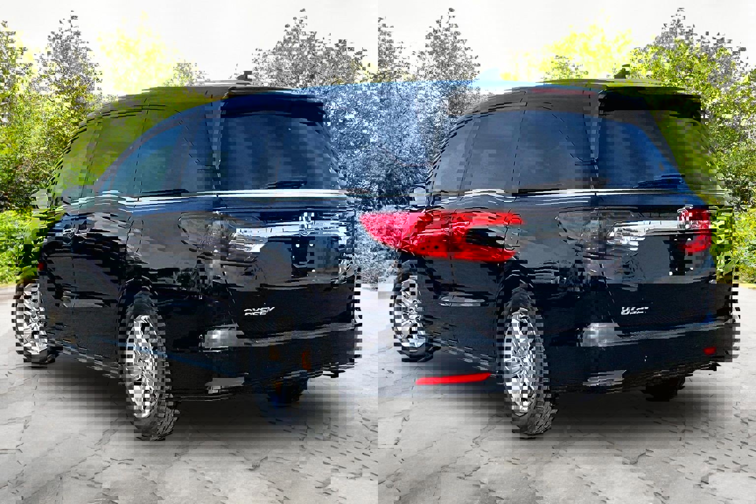 Used 2019 Honda Odyssey EX-L image 2