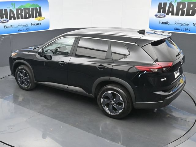Used 2025 Nissan Rogue SV FWD image 25