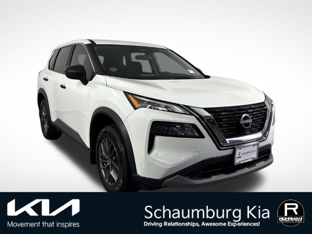 Used 2023 Nissan Rogue S FWD image 3