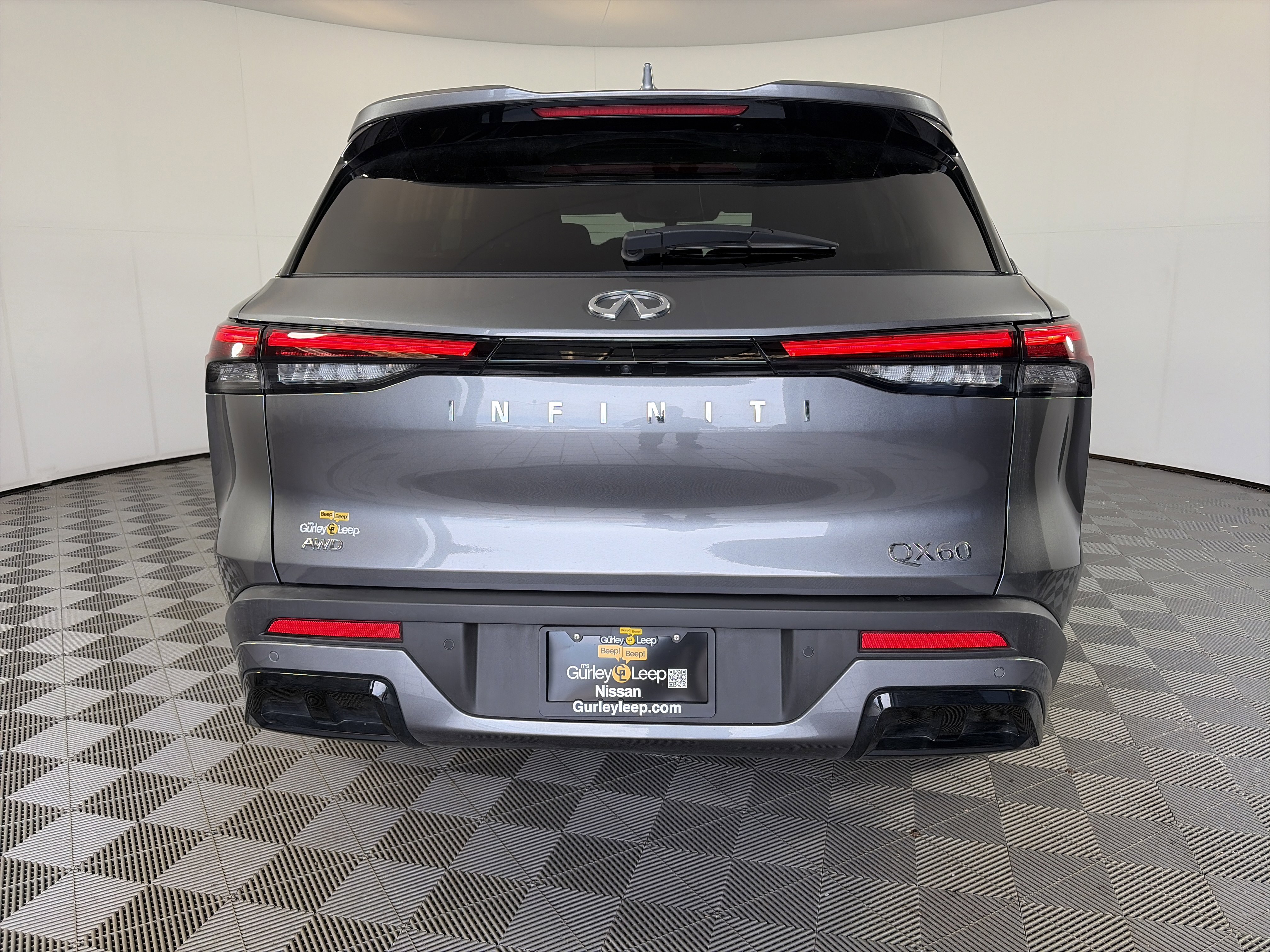 Used 2023 INFINITI QX60 Pure AWD/4WD image 10
