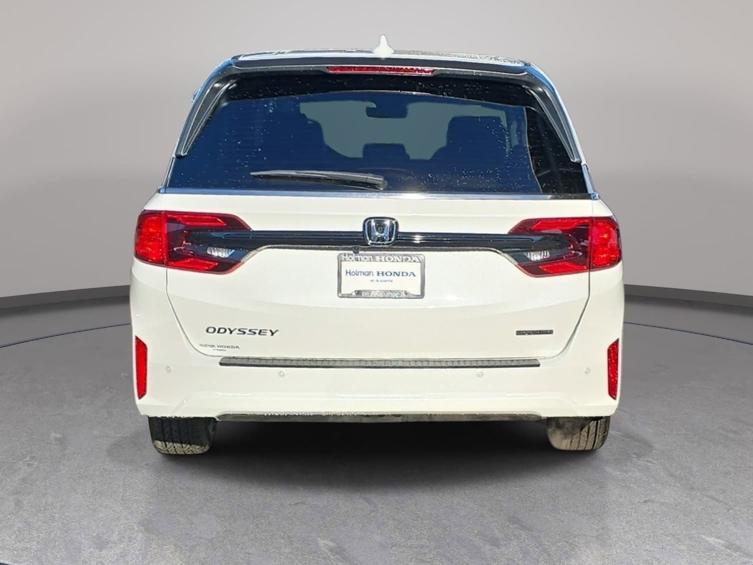 New 2026 Honda Odyssey Touring image 6