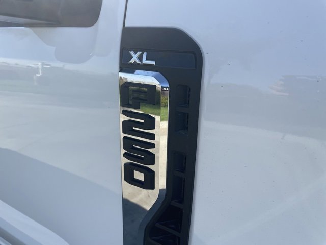 New 2026 Ford F250 XL image 28