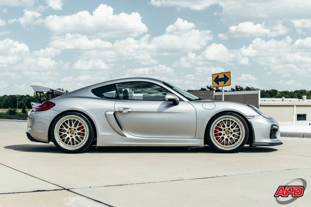 Used 2016 Porsche Cayman GT4 RWD image 12