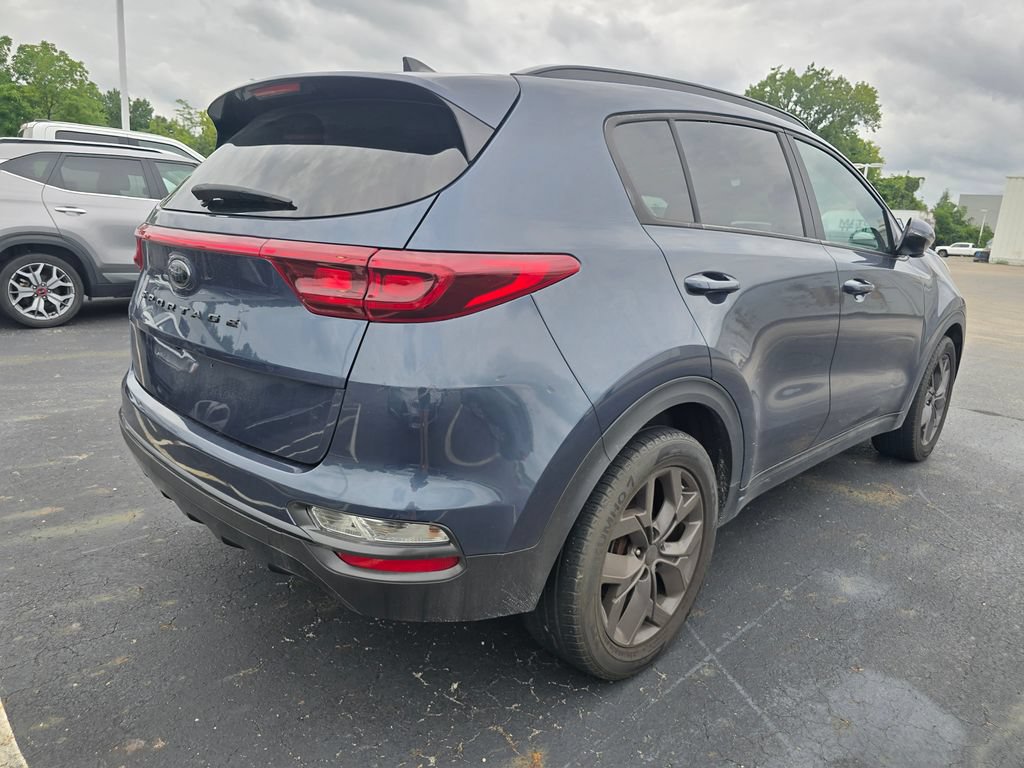 Used 2022 Kia Sportage Nightfall Edition FWD image 7