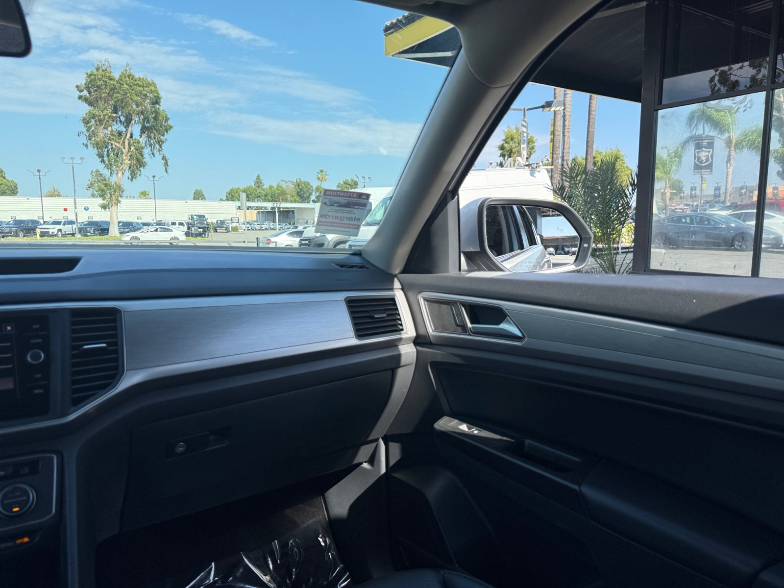 Used 2019 Volkswagen Atlas SE w/ Towing Package FWD image 22