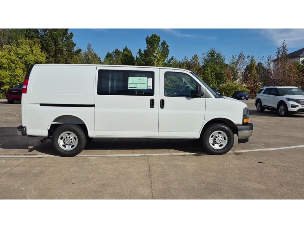 New 2025 Chevrolet Express 2500 w/ Driver Convenience Package image 9