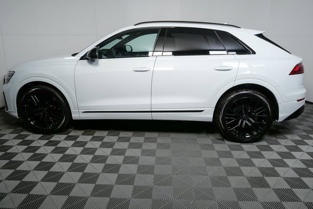 New 2026 Audi SQ8 Premium Plus image 2