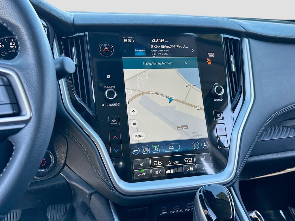 Used 2023 Subaru Outback Premium image 12