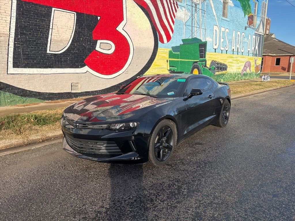 Used 2017 Chevrolet Camaro LT image 2