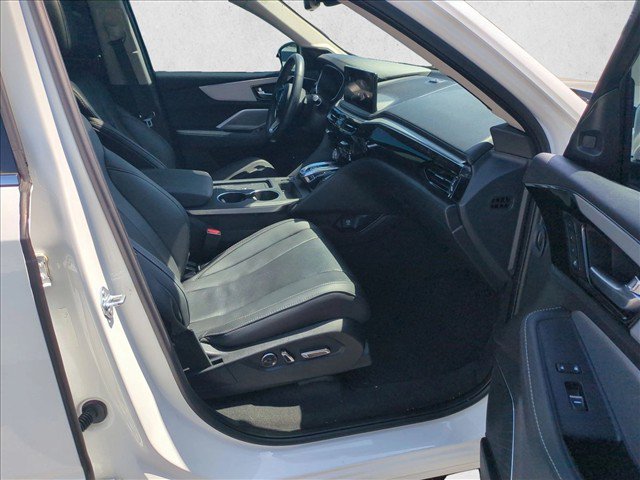 Used 2025 Acura MDX w/ Technology Package FWD image 24