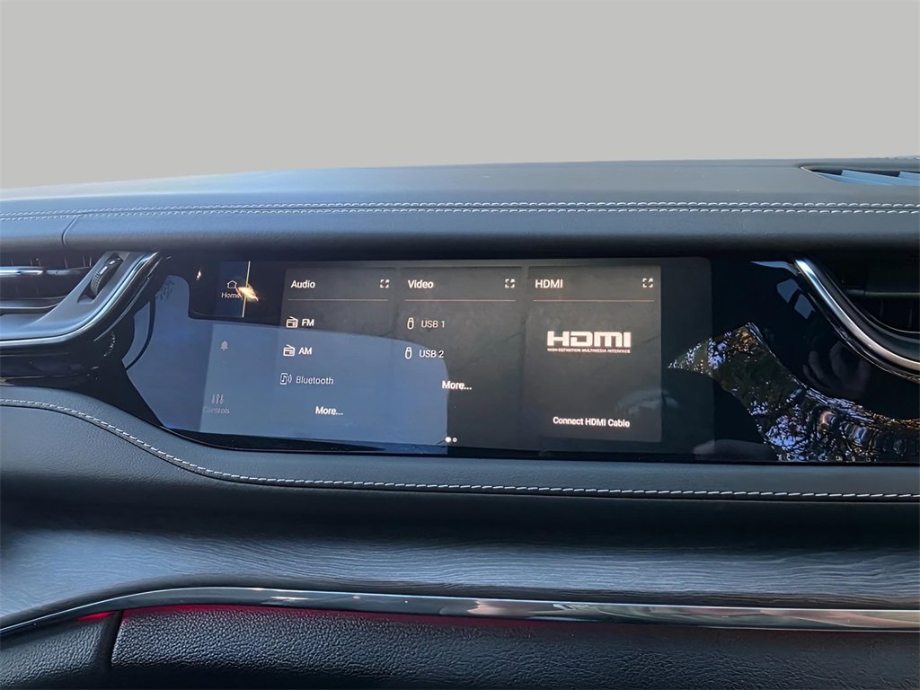 Used 2024 Jeep Grand Cherokee Overland w/ Luxury Tech Group IV image 18