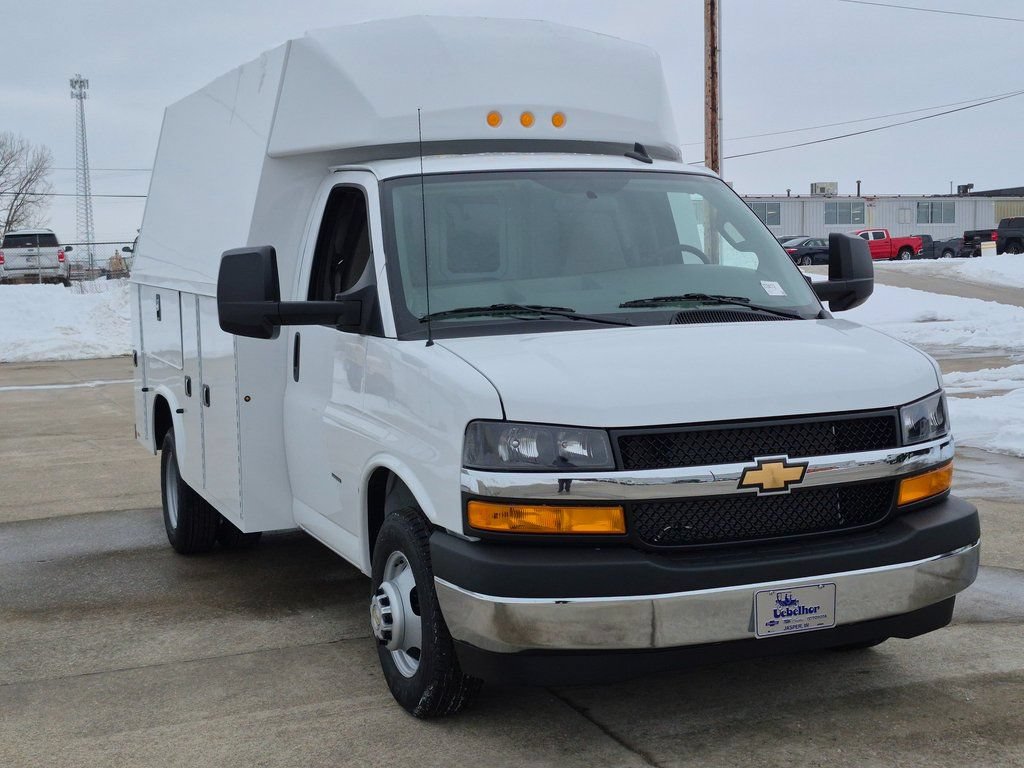 New 2025 Chevrolet Express 3500 w/ Power Convenience Package