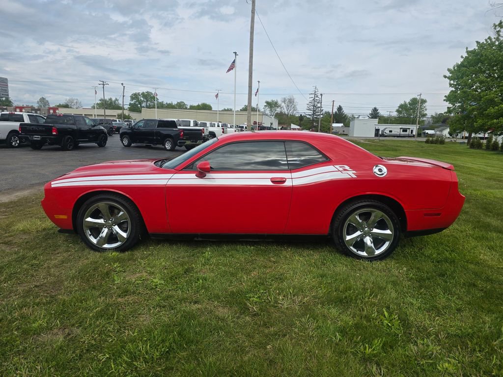 Used 2014 Dodge Challenger R/T Plus RWD image 4