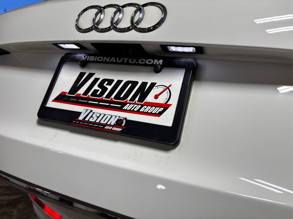 Used 2016 Audi Q5 2.0T Premium Plus w/ Technology Package image 16