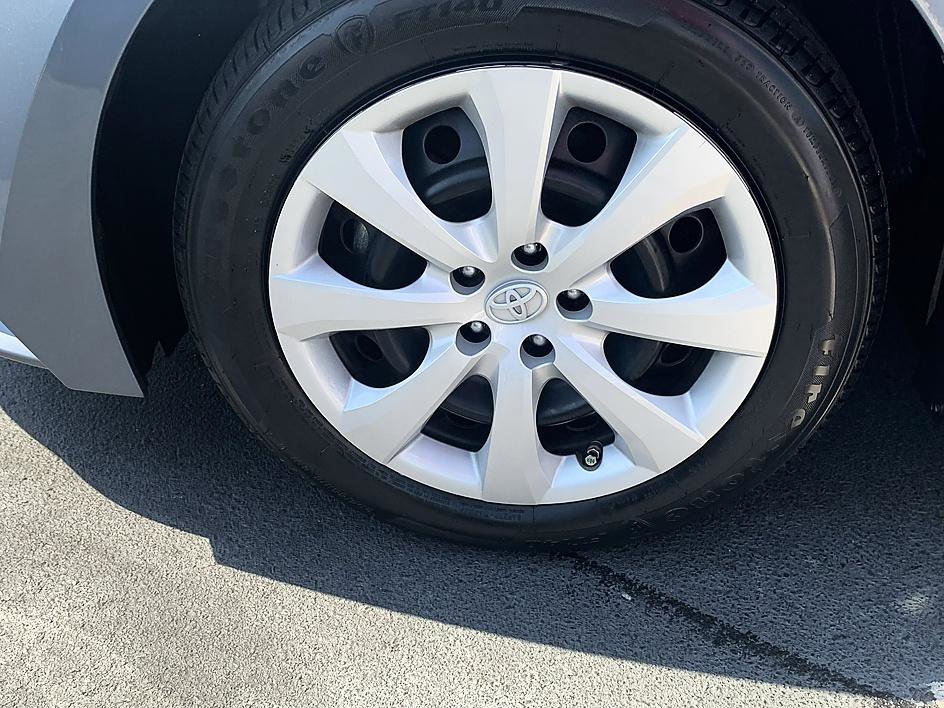 Certified 2022 Toyota Corolla LE FWD image 7
