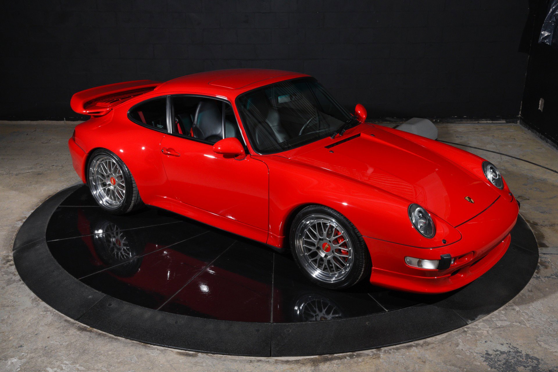 Used 1998 Porsche 911 Carrera S image 3