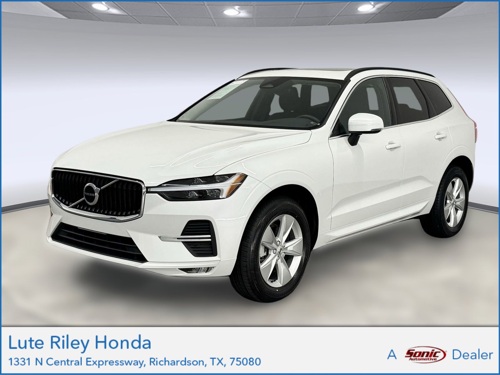 Used 2022 Volvo XC60 B5 Momentum