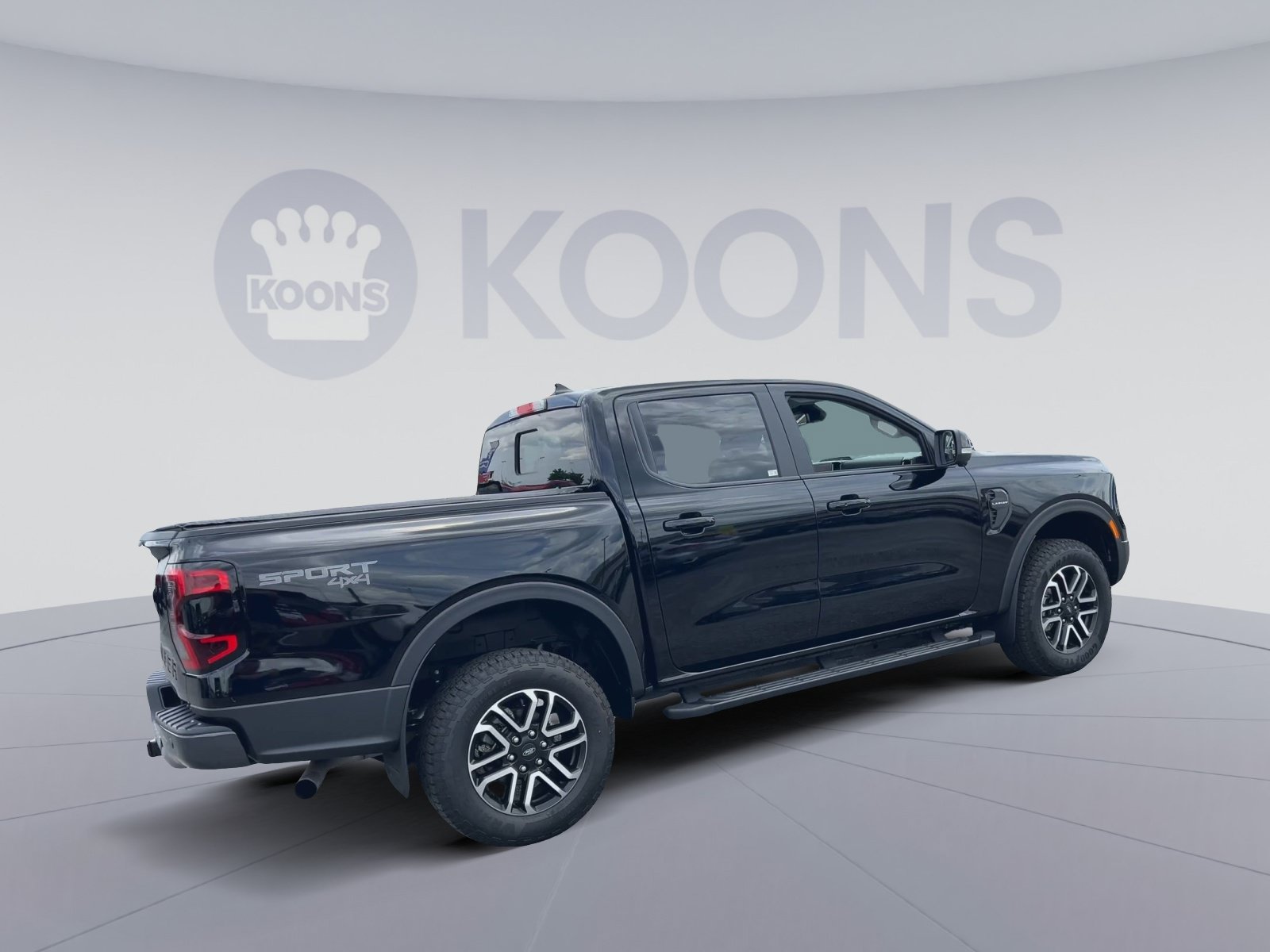 Used 2025 Ford Ranger Lariat w/ Trailer Tow Package AWD/4WD image 12