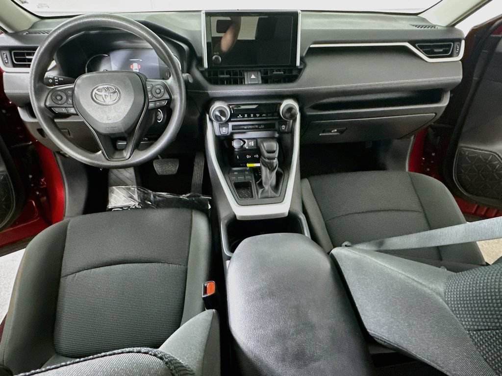 Used 2025 Toyota RAV4 LE FWD image 18