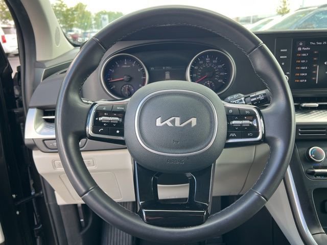 Certified 2024 Kia Carnival LX image 14