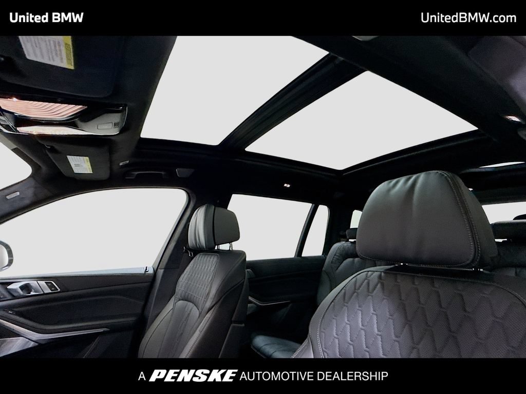 New 2026 BMW ALPINA XB7 AWD/4WD image 12