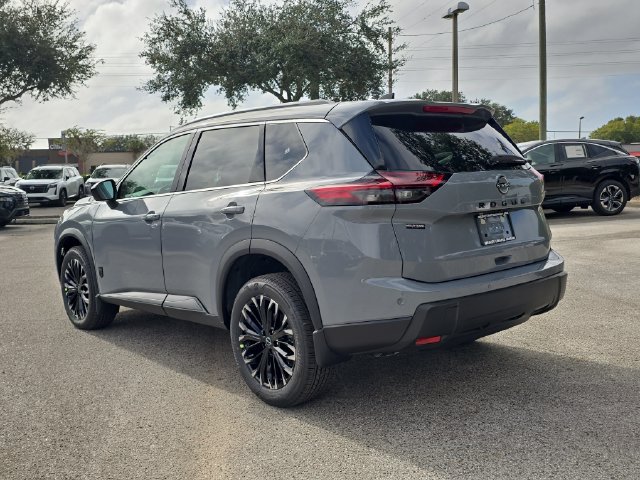 New 2027 Nissan Rogue Dark Armor FWD image 6