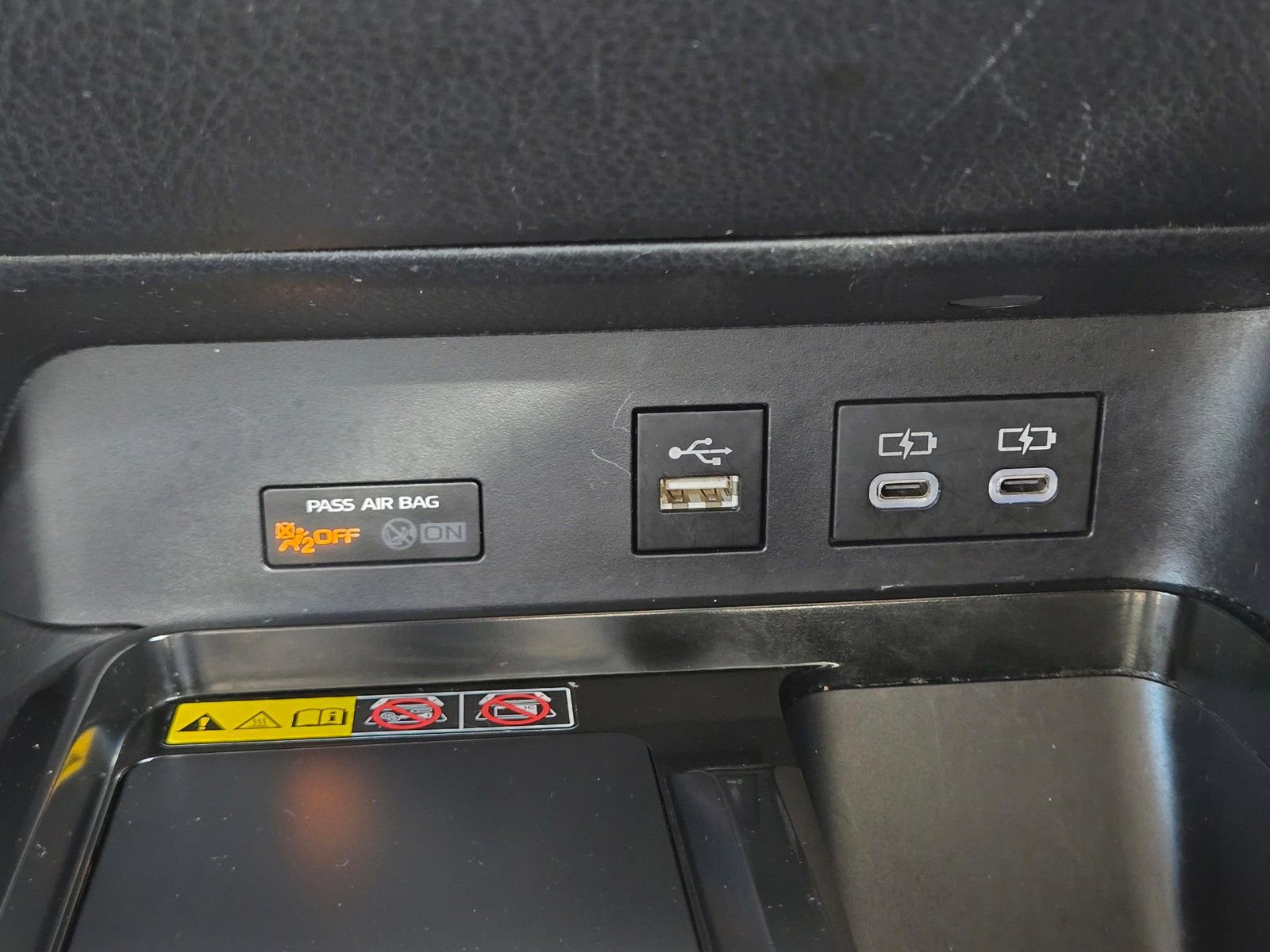 Used 2025 Toyota Camry LE image 22