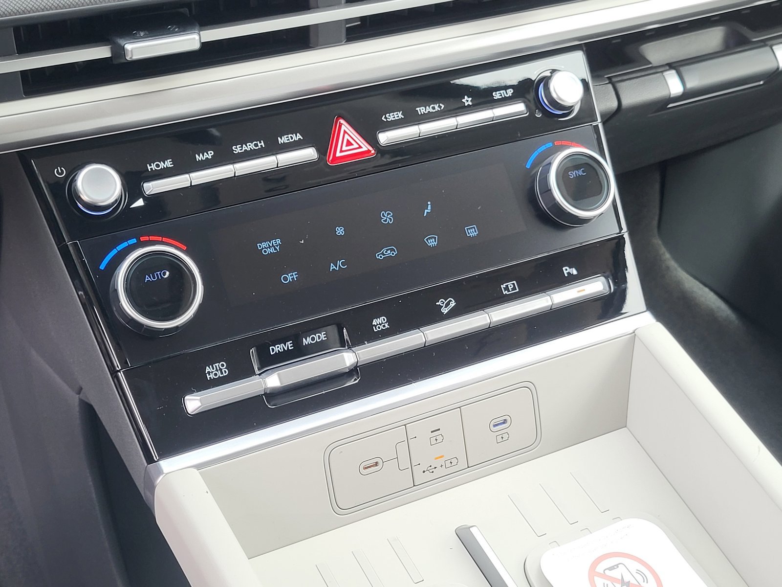 New 2026 Hyundai Santa Fe SE AWD/4WD image 14
