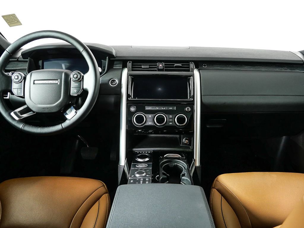 Used 2018 Land Rover Discovery HSE image 20