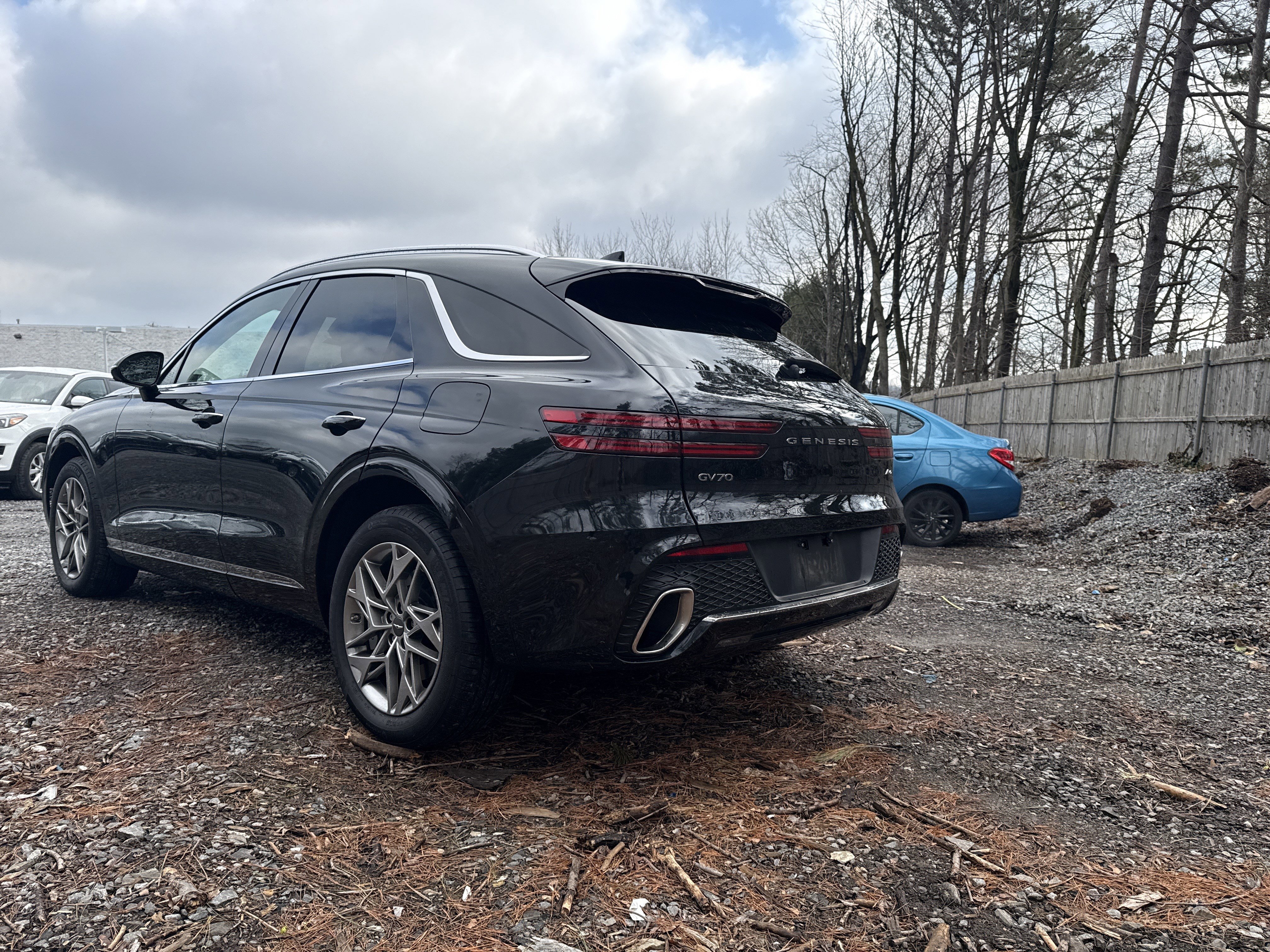 Used 2025 Genesis GV70 2.5T w/ Advanced Package image 5