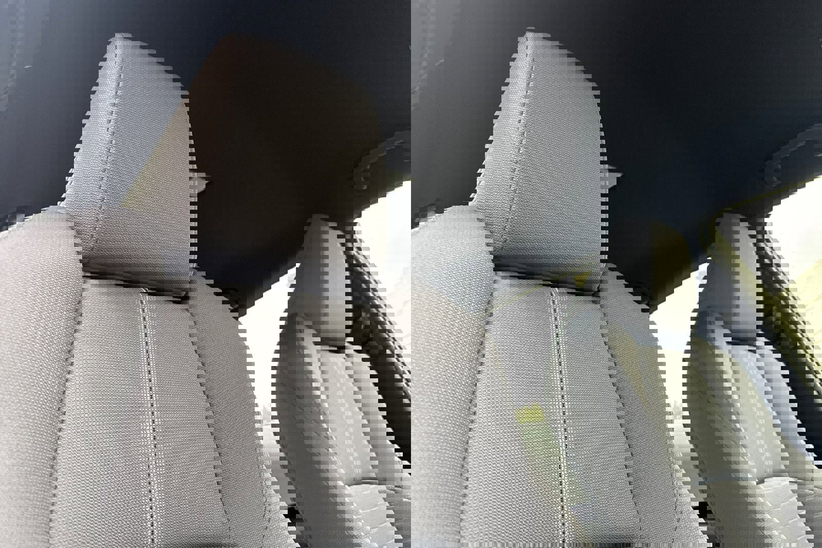 New 2026 Toyota Corolla SE image 18