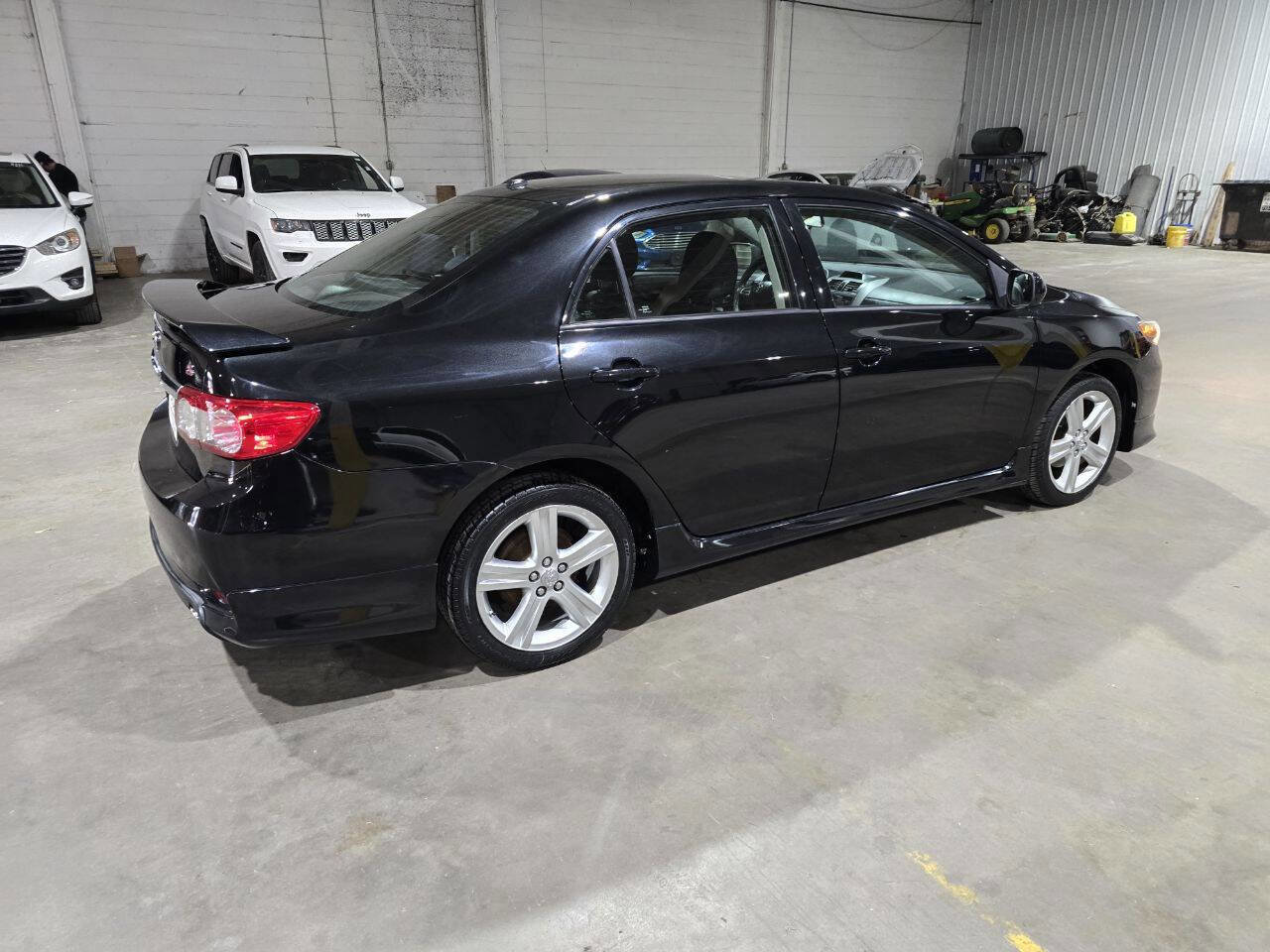 Used 2013 Toyota Corolla S w/ Premium Pkg image 13