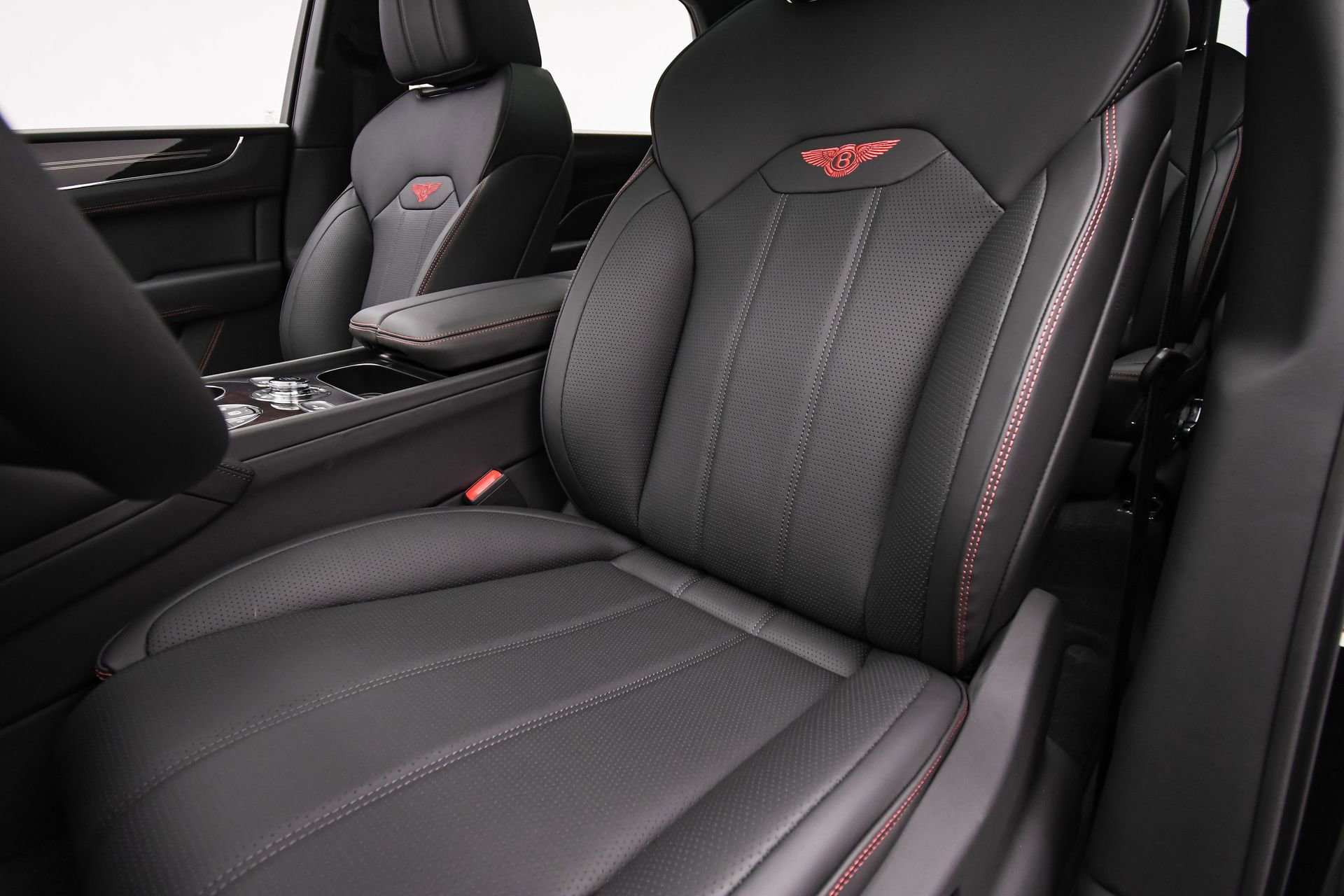 New 2024 Bentley Bentayga Extended Wheelbase image 52