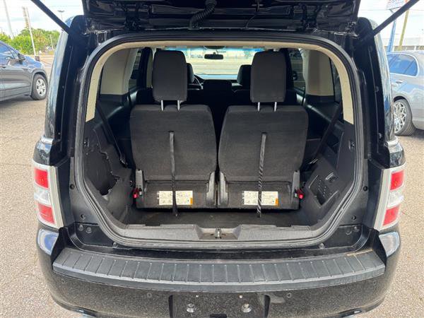 Used 2018 Ford Flex SEL w/ Class III Trailer Tow Package FWD image 19