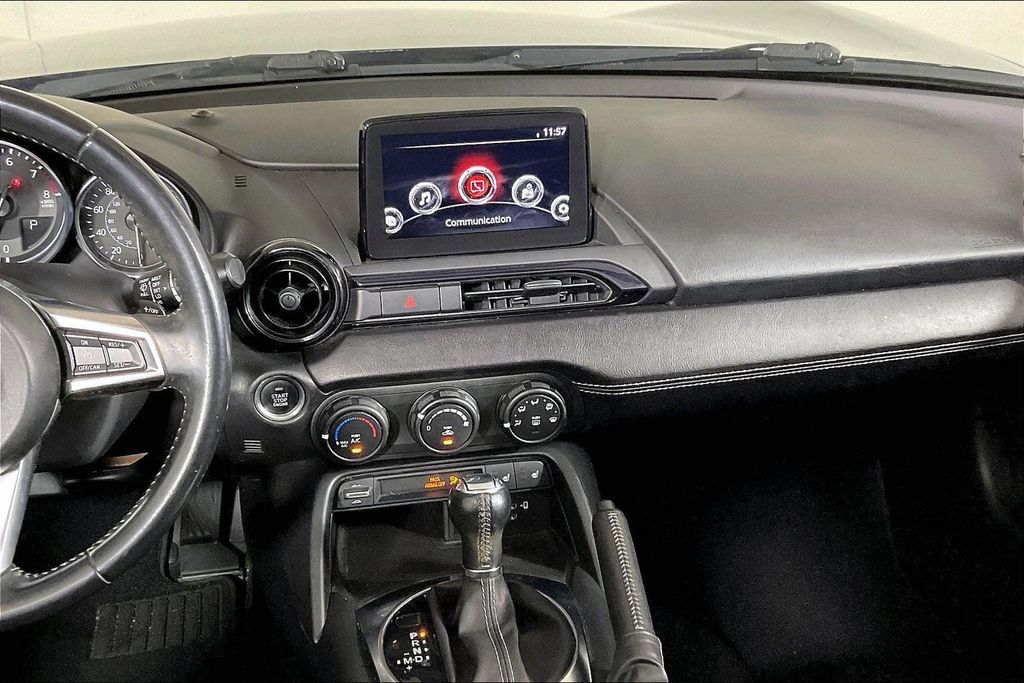 Used 2020 MAZDA MX-5 Miata RF Club RWD image 5