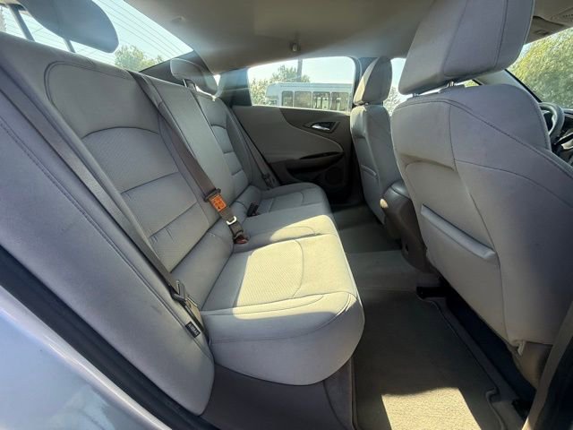 Used 2021 Chevrolet Malibu LS image 14