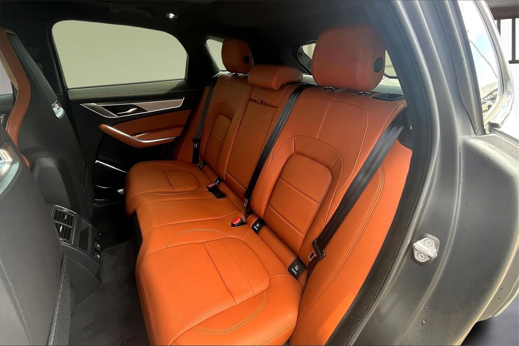 New 2026 Jaguar F-PACE R-Dynamic S image 10
