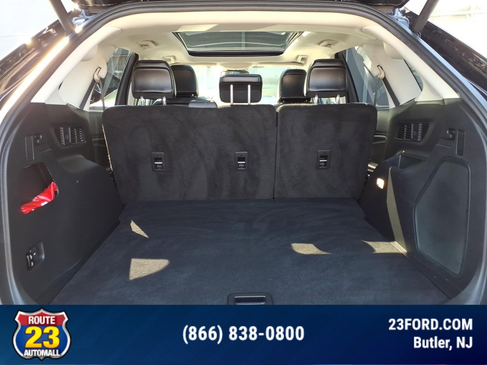 Certified 2023 Ford Edge Titanium w/ Equipment Group 301A AWD/4WD image 30