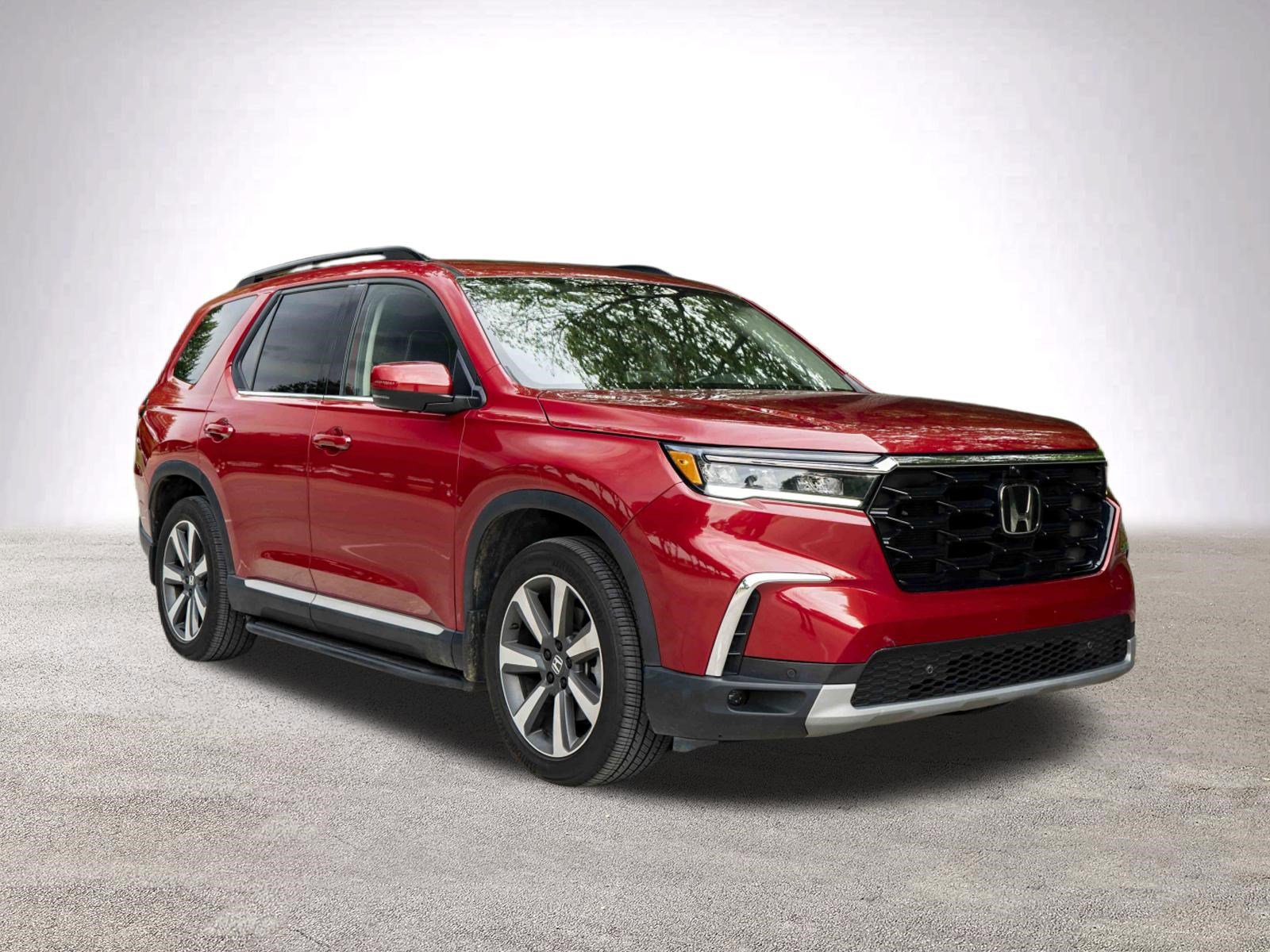 Used 2024 Honda Pilot Elite image 2