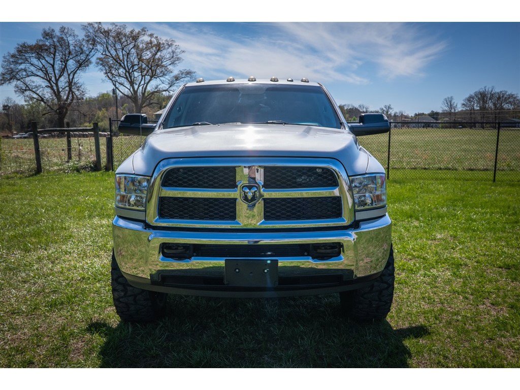 Used 2018 RAM 2500 Tradesman w/ Chrome Appearance Group image 3