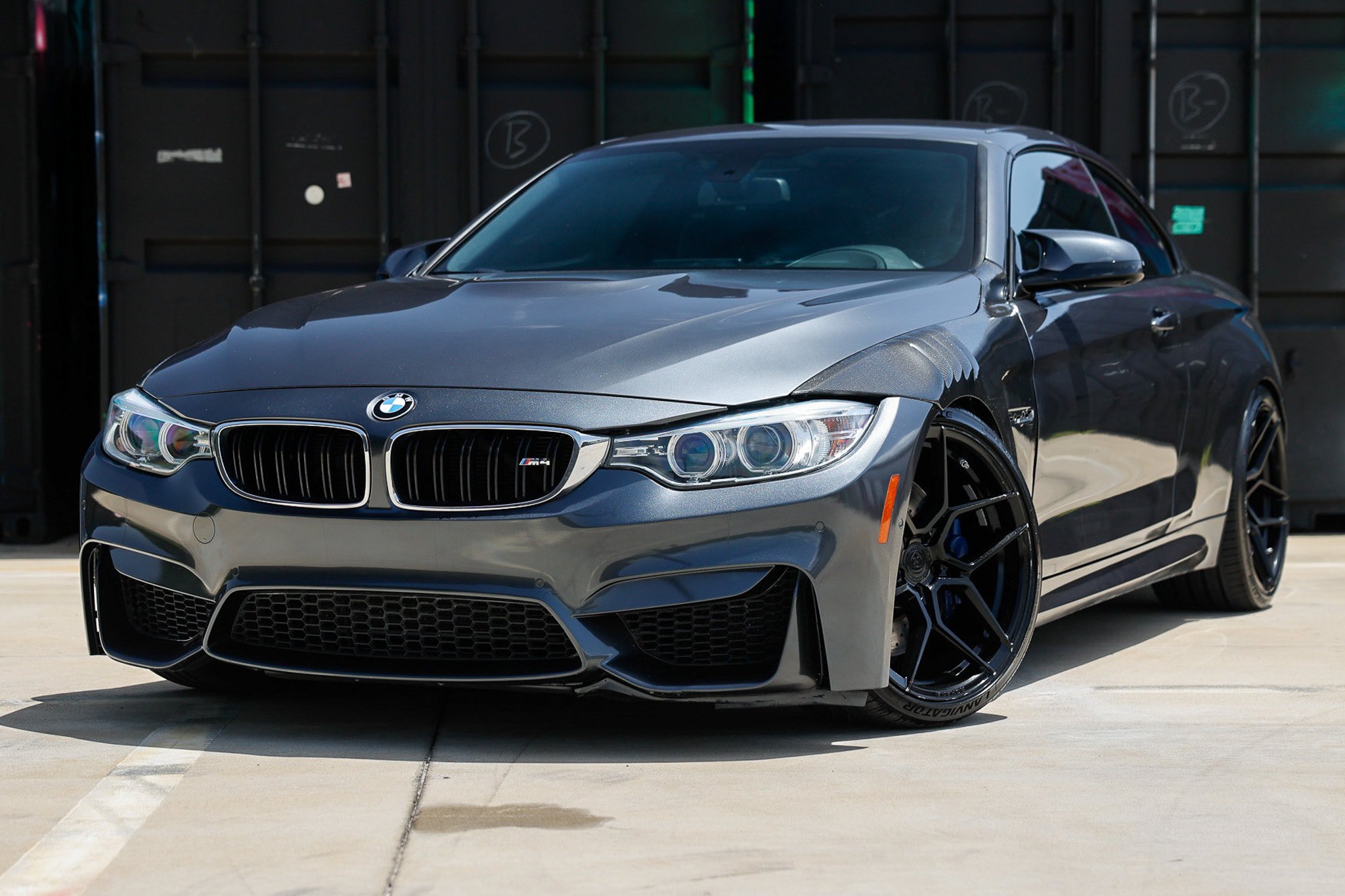 Used 2016 BMW M4 Convertible RWD image 1
