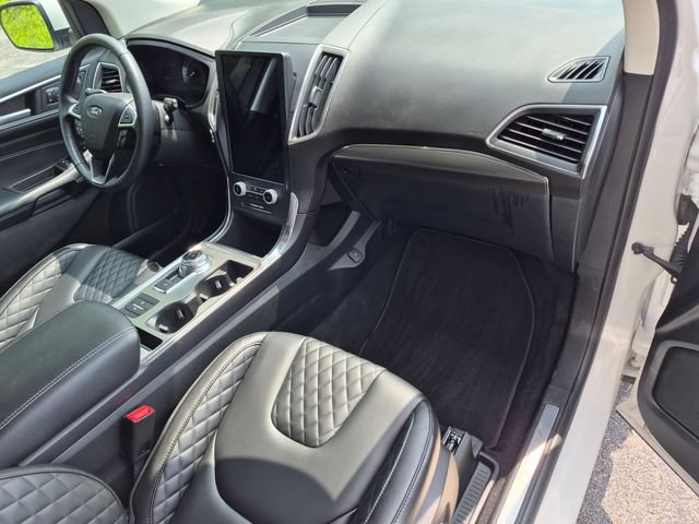 Used 2023 Ford Edge Titanium AWD/4WD image 20