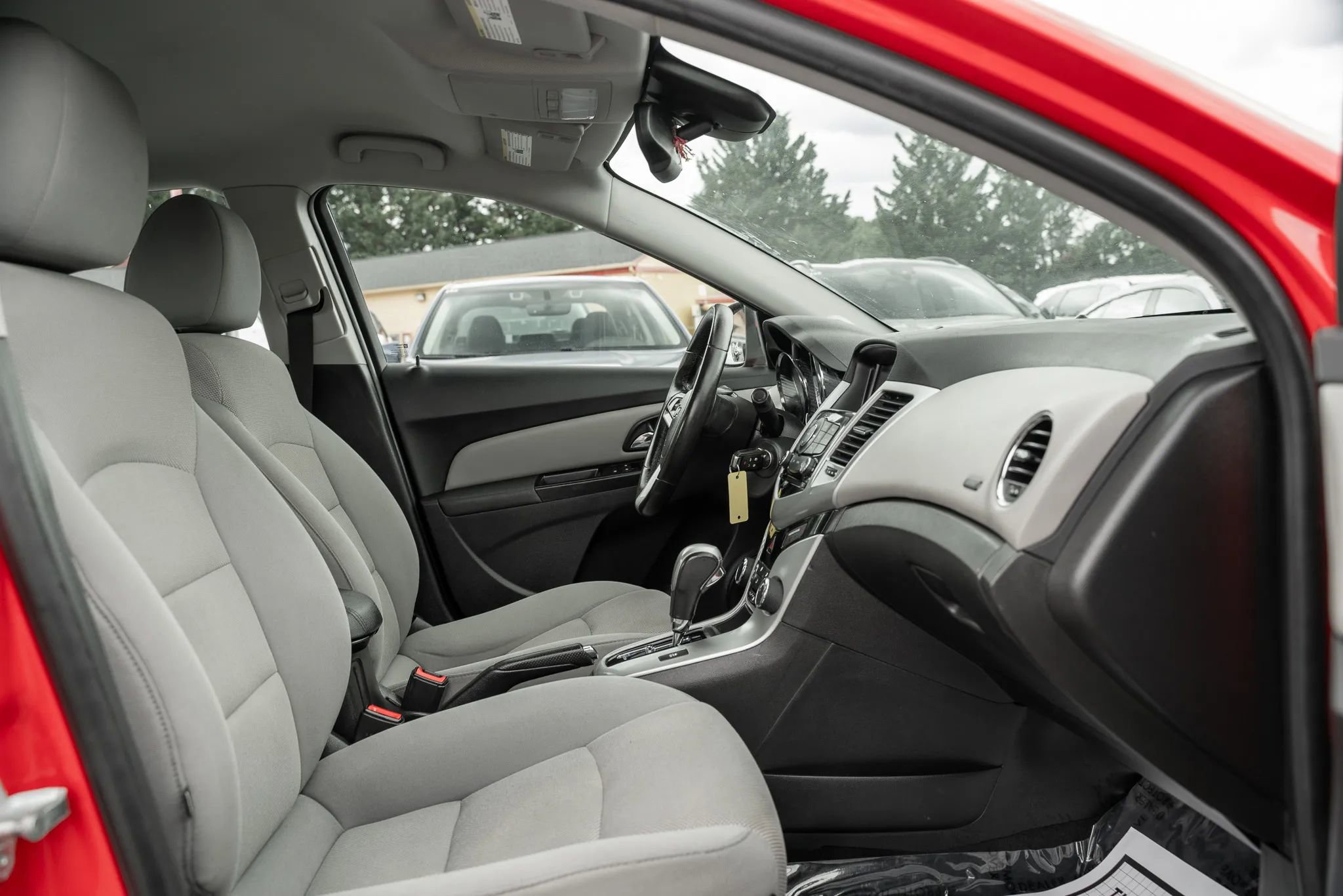Used 2014 Chevrolet Cruze LT w/ RS Package FWD image 11