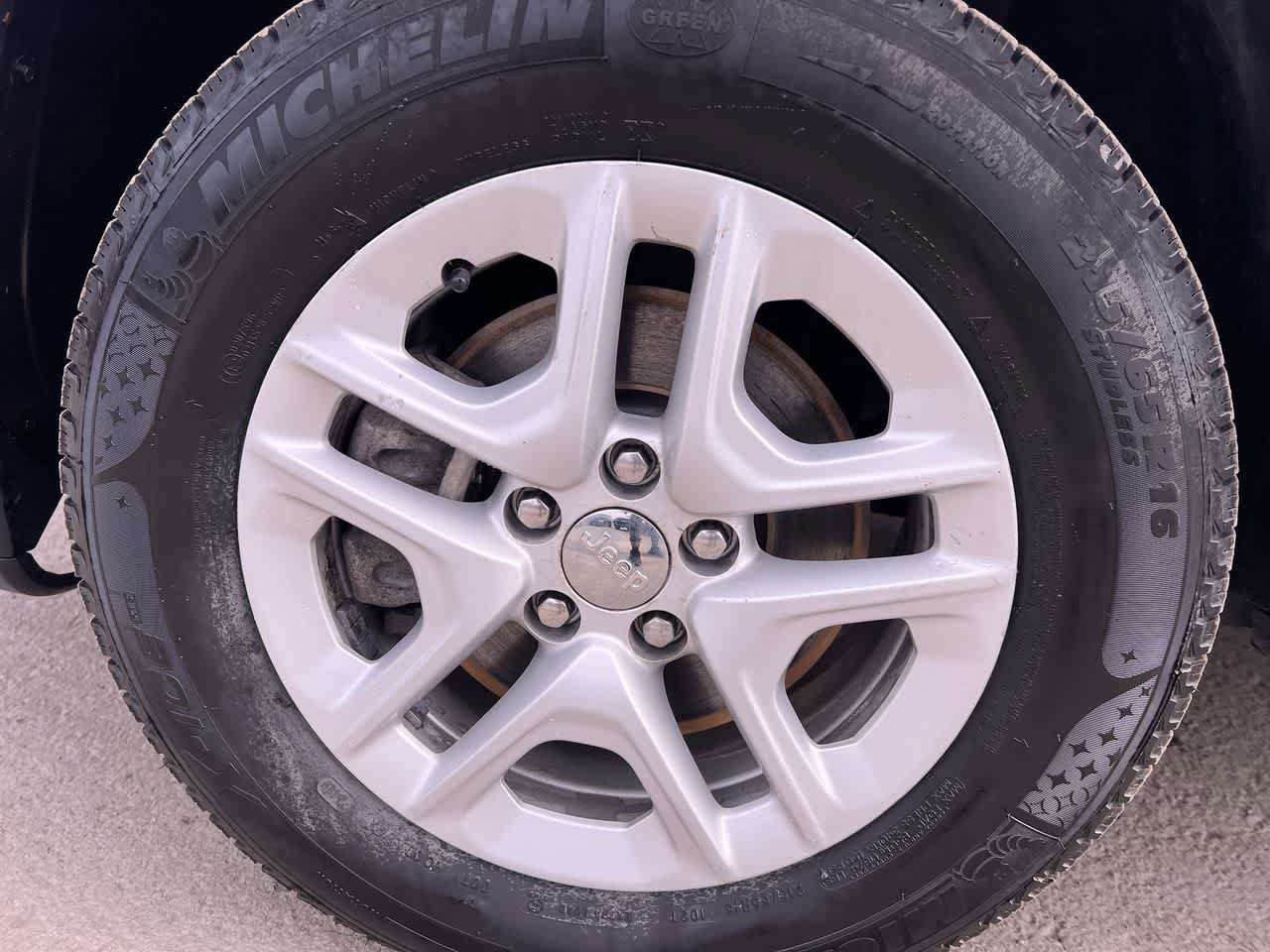 Used 2019 Jeep Compass Sport AWD/4WD image 10