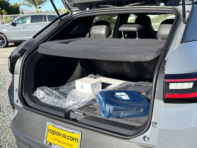 New 2026 Volkswagen ID.4 Pro image 16